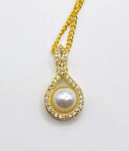 Pearl Drop Necklace