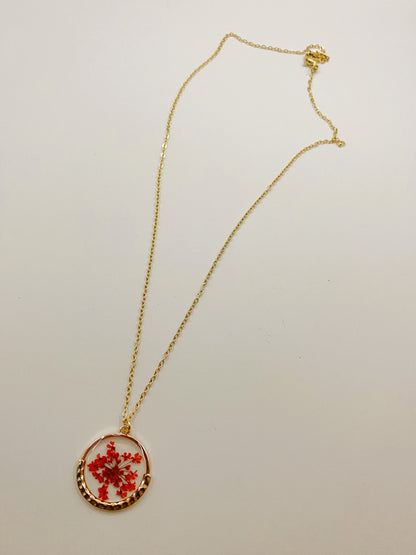 Dainty Flower Necklace