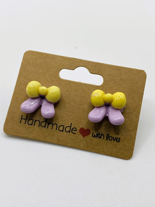 Ribbon Stud Earrings