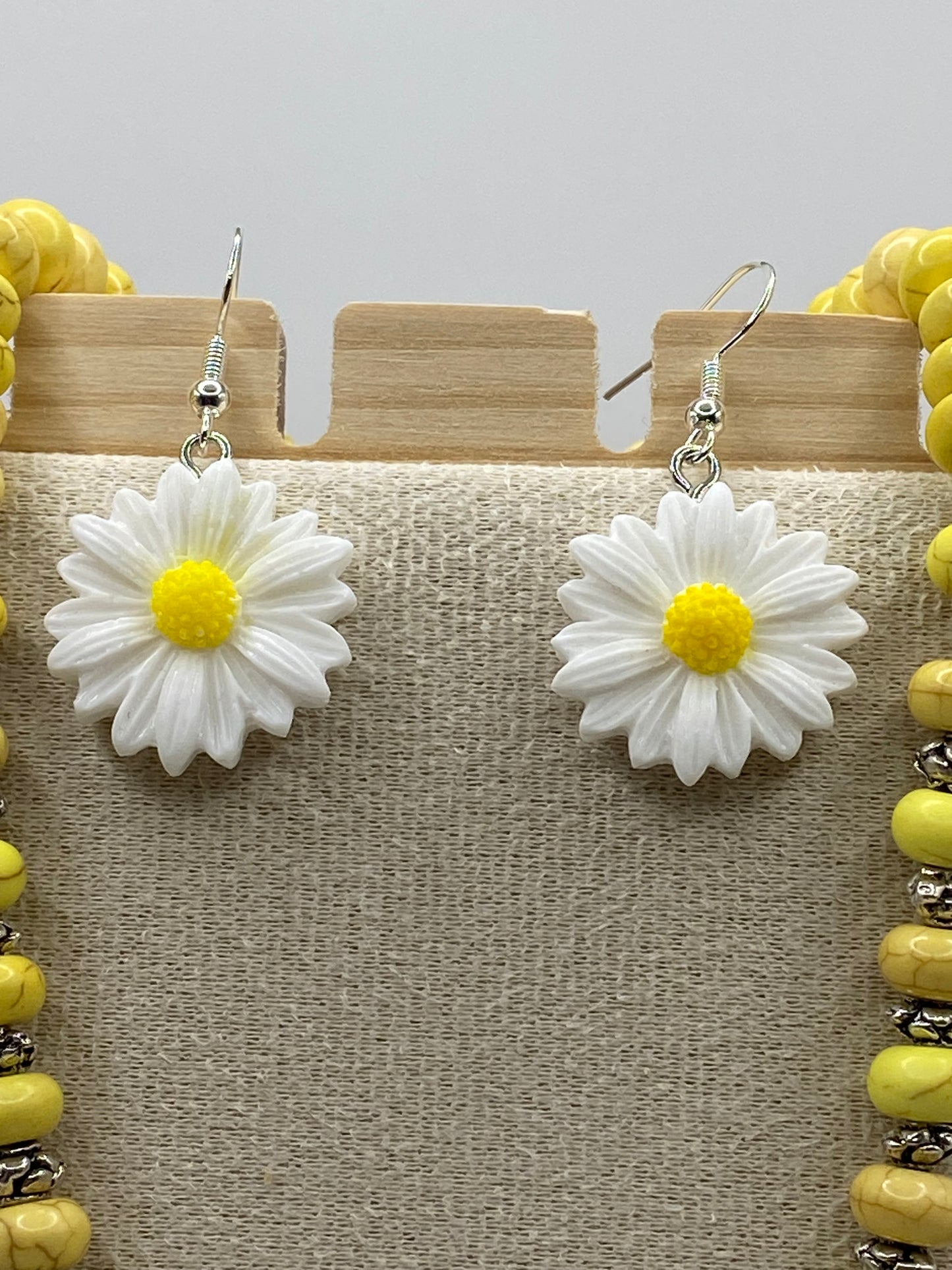 Yellow Daisy Jewelry Set
