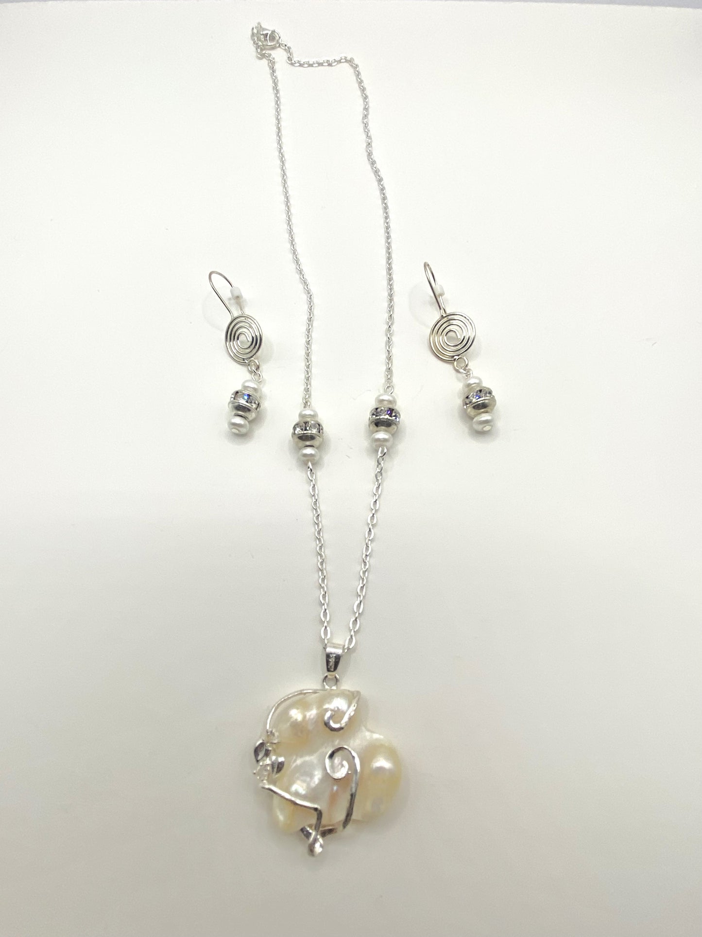 Wild Pearl Jewelry Set