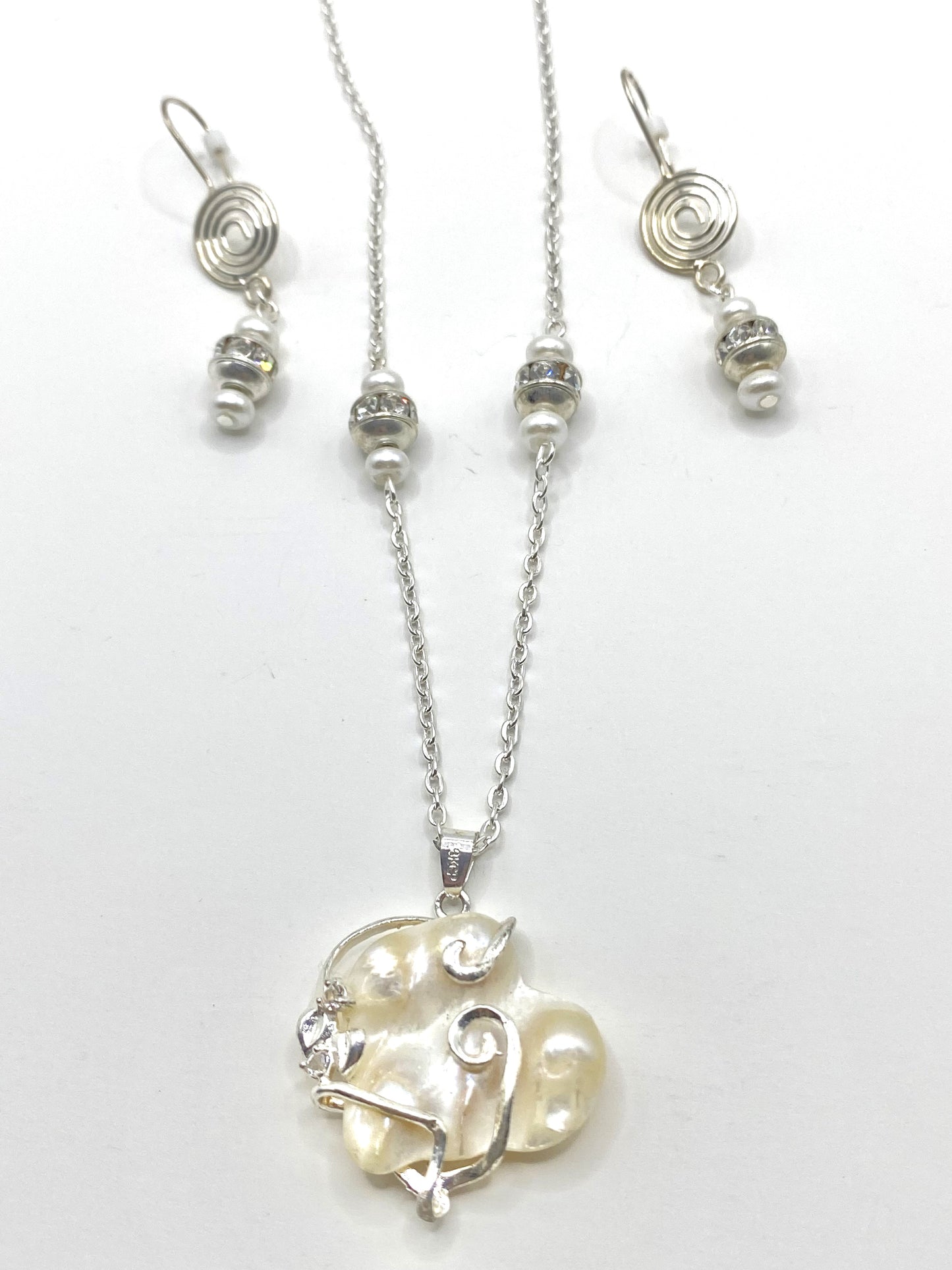 Wild Pearl Jewelry Set